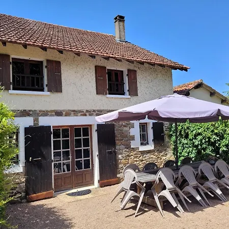 Authentic Estate In The Dordogne With A Pool *