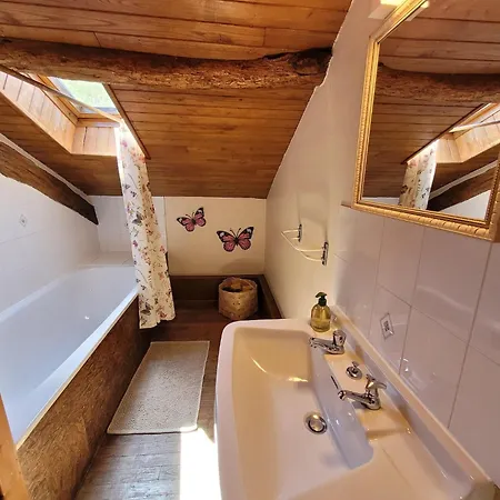 Vakantiehuis Authentic Estate In The Dordogne With A Pool *