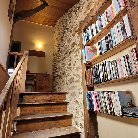 Vakantiehuis Authentic Estate In The Dordogne With A Pool *